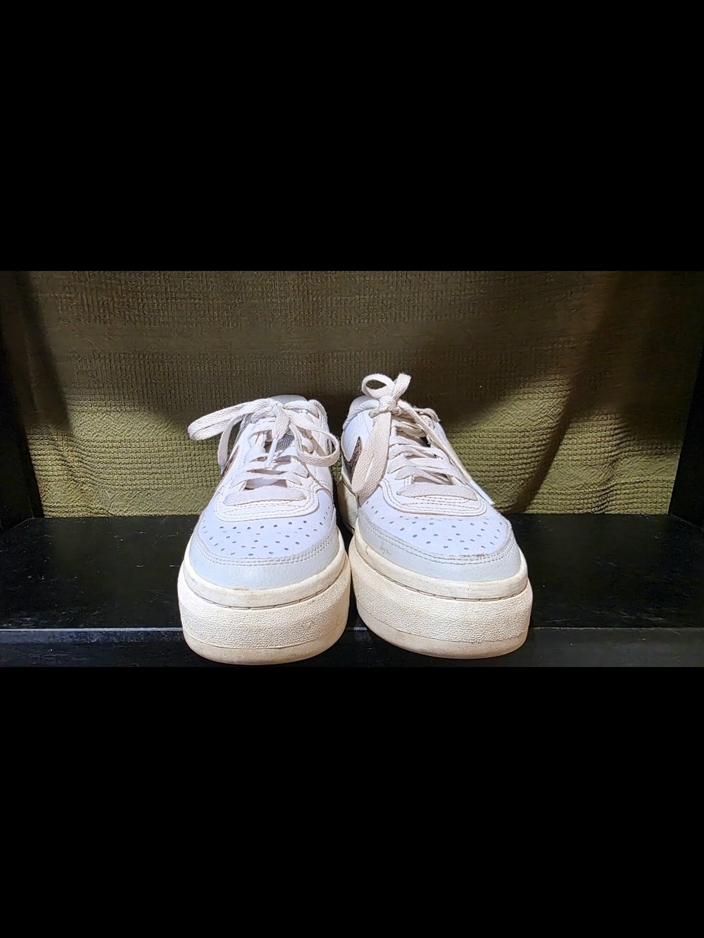 Nike Women's Light Beige and White Platform Athletic Sneakers